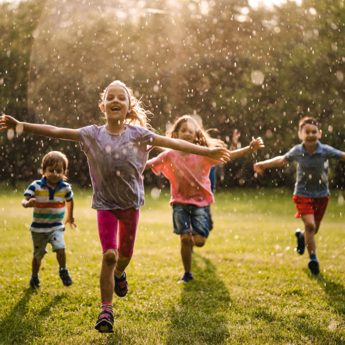 niños es un día lluvia